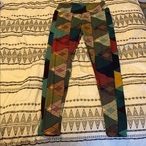 LulaRoe multicolored one size leggings.